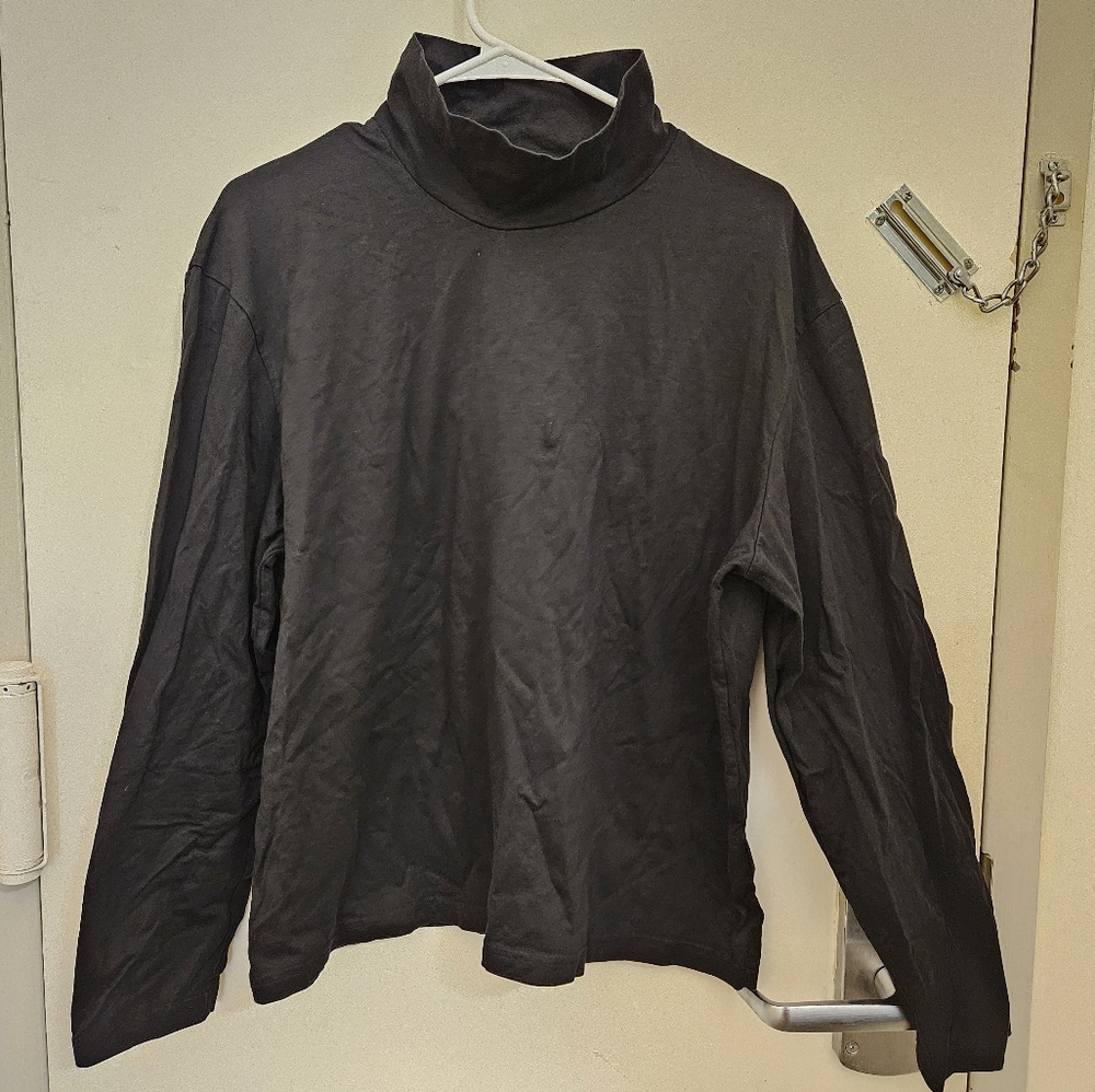 COS wide turtle neck long sleeve mens t-shirt